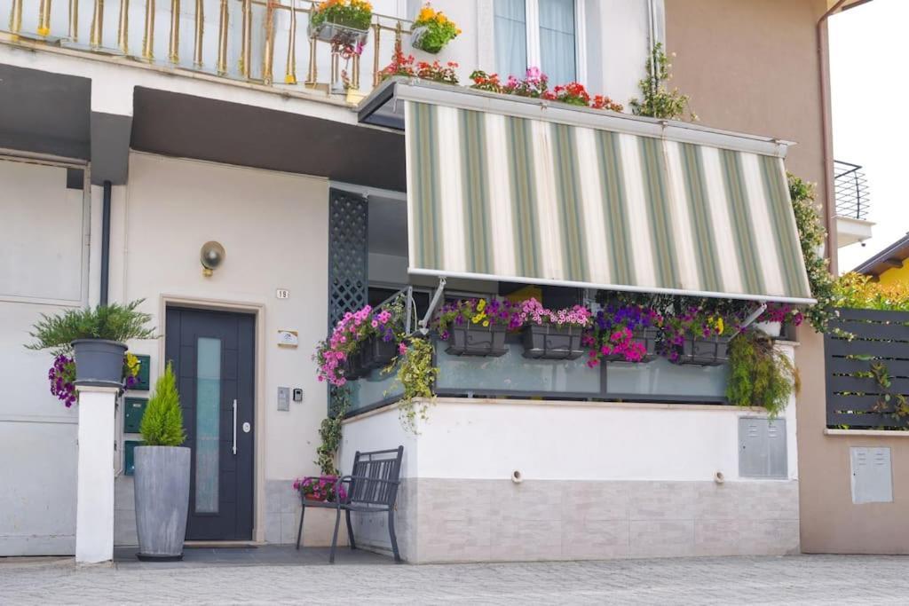 B&B La Petite Terrasse Avezzano Eksteriør billede